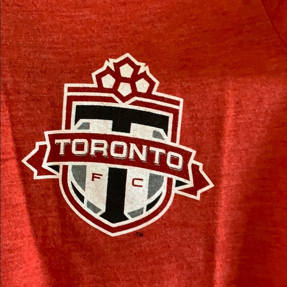 Mitchell & Ness Toronto FC T-Shirt Red Small - Picture 5 of 6